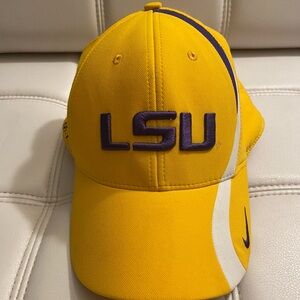 Nike Dri-Fit LSU Tigers Hat Size Small/Medium